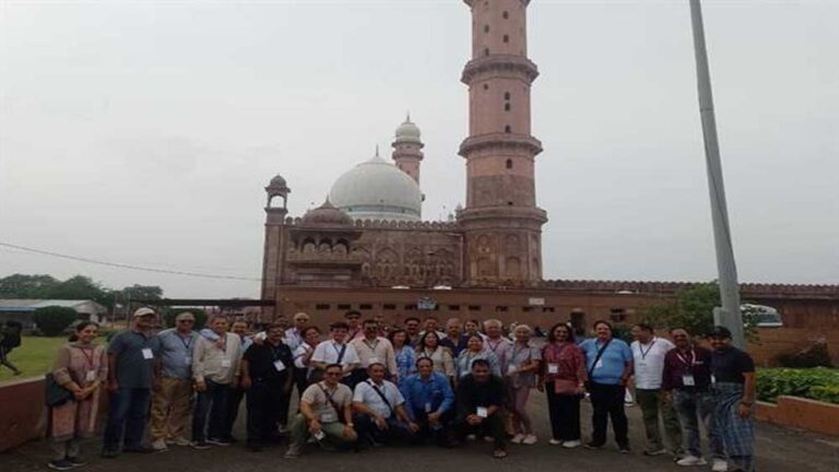 मध्यप्रदेश पर्यटन बोर्ड की पहल: दिल्ली के 30 से अधिक अनुभवी गाइड्स प्रदेश के धरोहरों का कर रहे अध्ययन