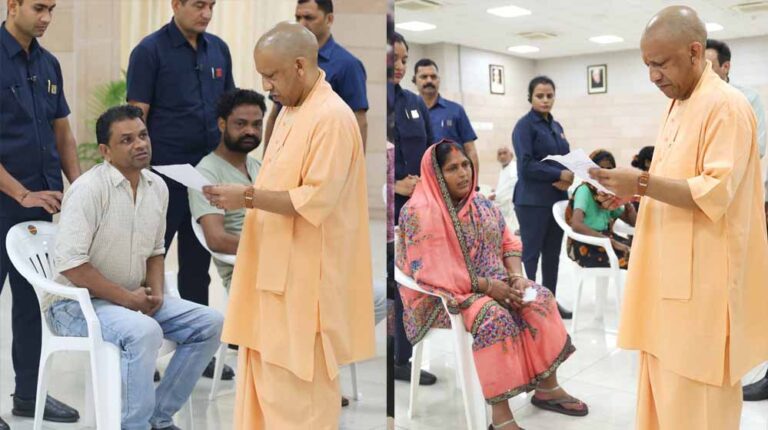 शिकायत लेकर पहुंचे, मुस्कान लेकर लौटे