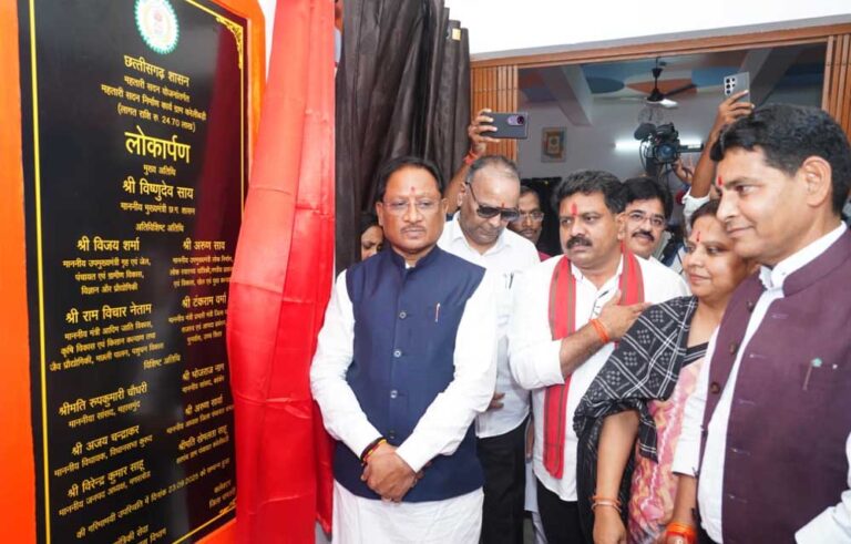 रायपुर : छत्तीसगढ़ को महिला केन्द्रित विकास का मॉडल बनाने वाली योजना महतारी सदन : सीएम  साय