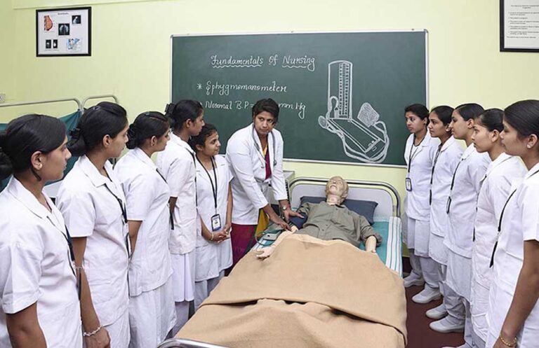 MP के 200 नर्सिंग कॉलेजों को जल्द मिलेगी मान्यता, 20 हजार से ज्यादा छात्रों को राहत