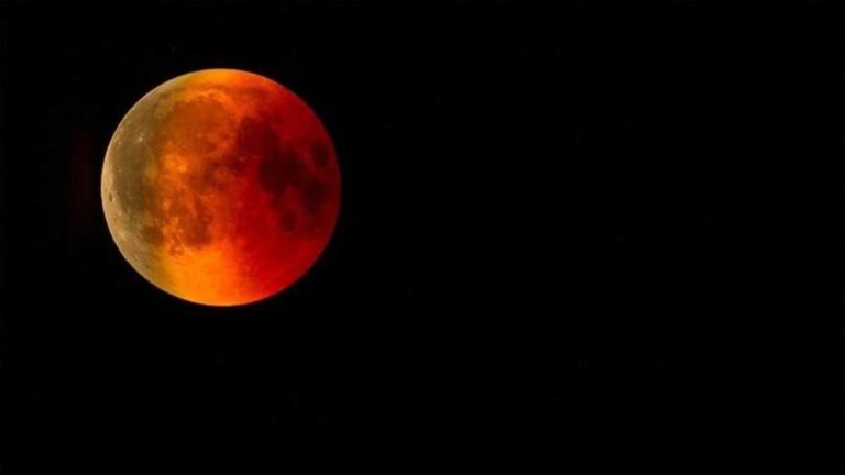 भाद्रपद पूर्णिमा पर लगेगा चंद्र ग्रहण : भारत में दिखेगा पूरा नजारा