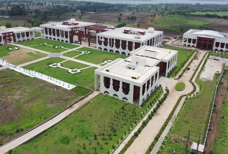 फर्जी खातों के मामले में माखनलाल विश्वविद्यालय के छात्र की बिहार से गिरफ्तारी