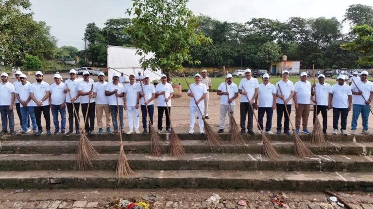 एसईसीएल ने ‘स्वच्छता ही सेवा – स्वच्छोत्सव 2025’ के अंतर्गत लगातार पांचवें वर्ष अरपा नदी घाट पर विशेष स्वच्छता अभियान चलाया