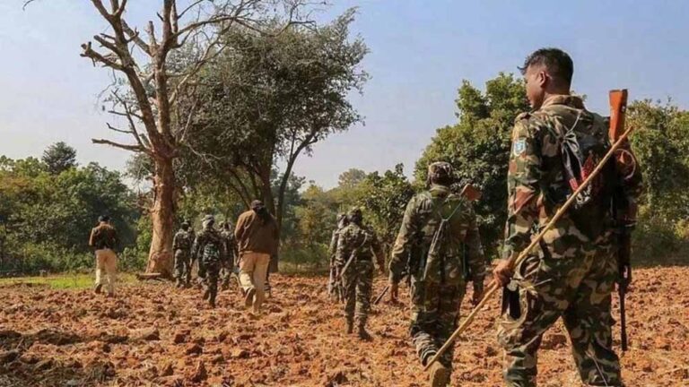 दंतेवाड़ा में नक्सली आतंक: ग्रामीण की बेरहमी से हत्या, चार साल पहले बेटे को भी मार डाला था