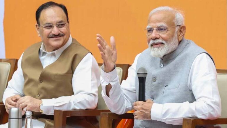 भाजपा में अध्यक्ष पद खाली, विपक्ष ने उठाए सवाल
