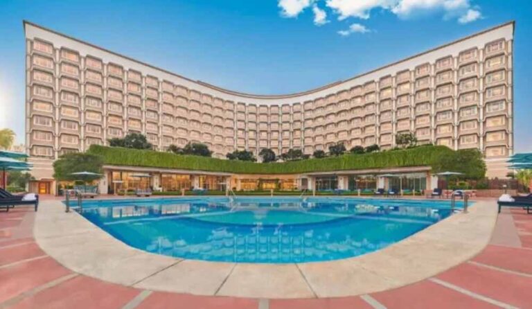 दिल्ली हाई कोर्ट के बाद ताज पैलेस होटल को बम की धमकी, सुरक्षा एजेंसियां सतर्क