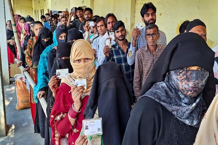 बिहार चुनाव में बुर्का और घूंघट वाली महिलाओं की पहचान ऐसे होगी, लागू होगा T.N. शेषन का आदेश