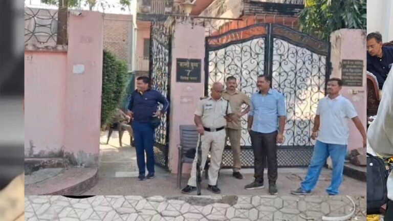 रिटायर्ड जिला आबकारी अधिकारी धर्मेंद्र भदौरिया के घर छापा, दिवाली के बाद खोले जाएंगे लॉकर