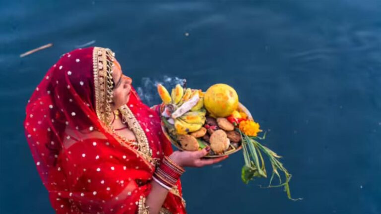 कल से शुरू हो रहा है छठ पर्व: जानें चारों दिनों का धार्मिक महत्व और संध्या अर्घ्य की तारीख