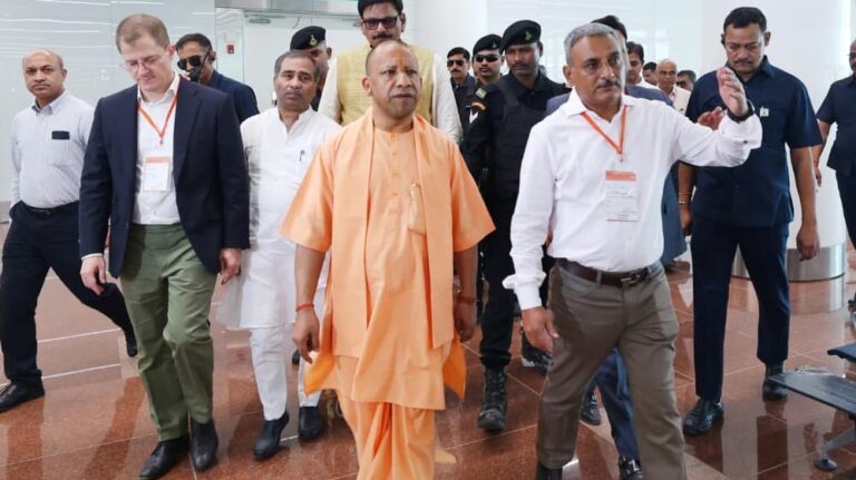 उत्तर प्रदेश के विकास का प्रतीक बनेगा नोएडा इंटरनेशनल एयरपोर्टः सीएम योगी
