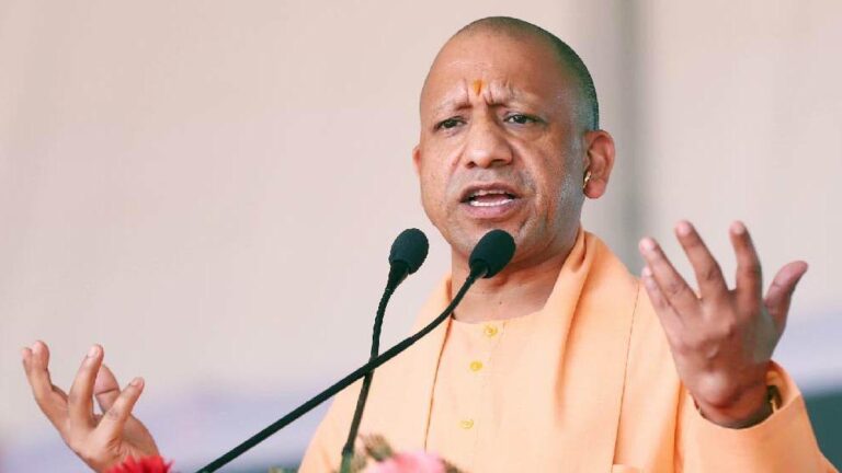 मुस्तफाबाद का नाम होगा ‘कबीरधाम’, सीएम योगी ने विपक्ष के ‘सेक्युलरवाद’ को बताया ‘पाखंड’
