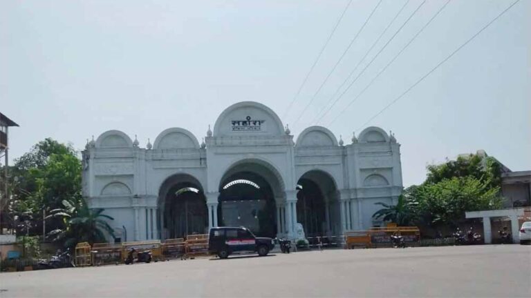 सहारा प्रबंधन ने हाईकोर्ट में दी चुनौती, शहर सील करने के आदेश के खिलाफ सुनवाई आज