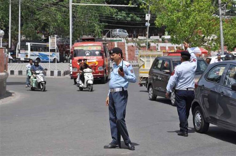 जम्मू में कल से  से बदलेंगे ट्रैफिक नियम, उल्लंघन पर लगेगा भारी जुर्माना