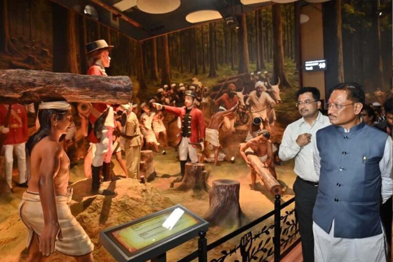 रायपुर : विशेष लेख : आदिवासी वीर नायकों को समर्पित है देश का पहला डिजिटल संग्रहालय