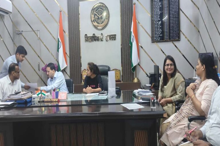 मिशन शक्ति 5.0: बेटियों ने थामा प्रशासन का जिम्मा, कन्याओं के जन्म से अस्पतालों में गूंजे स्वागत गीत