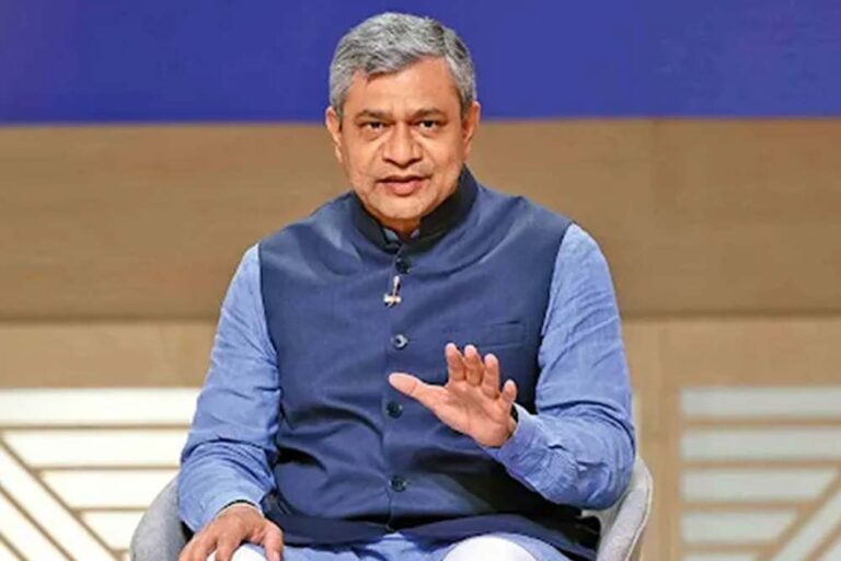 रेल मंत्री का बड़ा फैसला: अब बिना कोई कैंसिलेशन फीस के होगी टिकट रद्दीकरण
