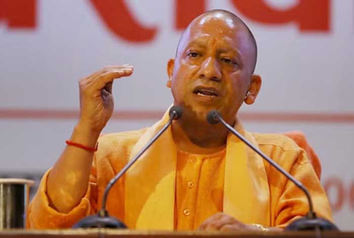सीएम योगी का विवादित बयान: बेटी को छेड़ने वाले को यमराज दिखा देंगे रास्ता