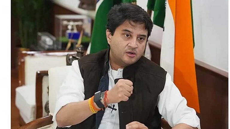 सिंधिया ने खुद बताया क्यों गिराई थी कमलनाथ सरकार, जनता के बीच किया बड़ा खुलासा