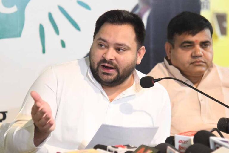 तेजस्वी का बड़ा दांव! खेसारी लाल को मिला टिकट, RJD ने जारी की पहली सूची