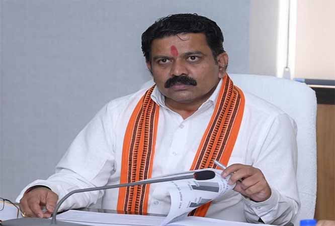 उपमुख्यमंत्री शर्मा का साफ संदेश: आत्मसमर्पित नक्सलियों का स्वागत, एंटी नक्सल ऑपरेशन जारी