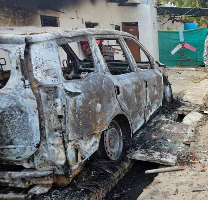 भिंड में सनसनीखेज वारदात: युवक की हत्या के बाद भड़के परिजन, आरोपी के घर पर हमला कर लगाई आग