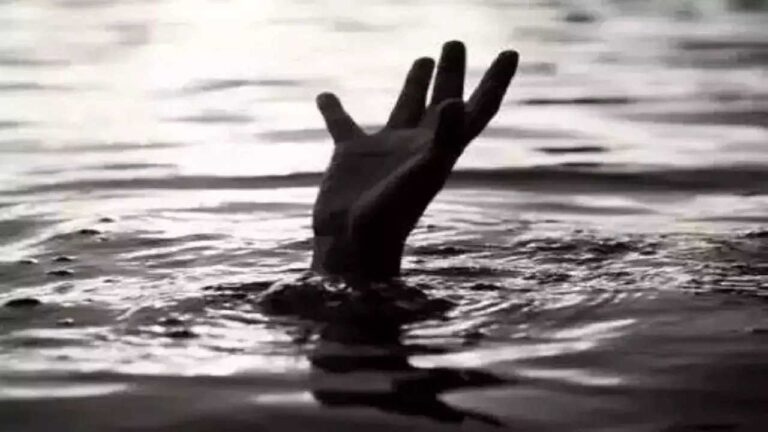 झारखंड: छठ पूजा की तैयारियों में घाट पर हादसा, 2 किशोर डूबे