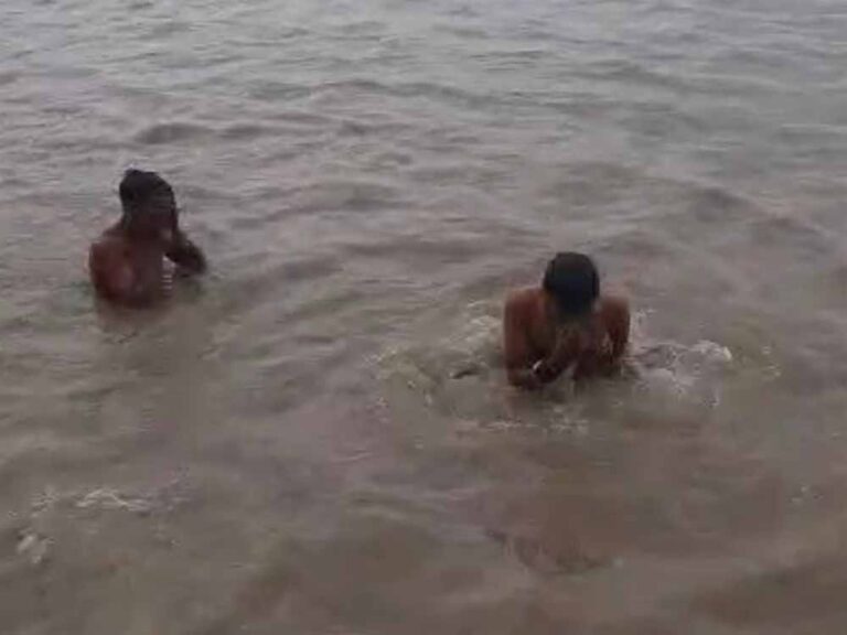 उज्जैन हादसा: 12 साल के बच्चे ने ट्रैक्टर स्टार्ट किया, 7 लोगों संग नदी में समा गया