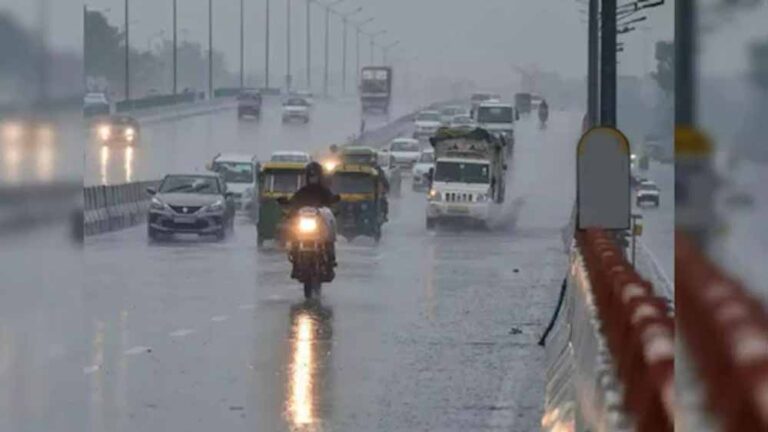 मध्य प्रदेश में मोंथा का असर: 10 जिलों में बारिश का अलर्ट, तापमान गिरेगा 8 डिग्री तक