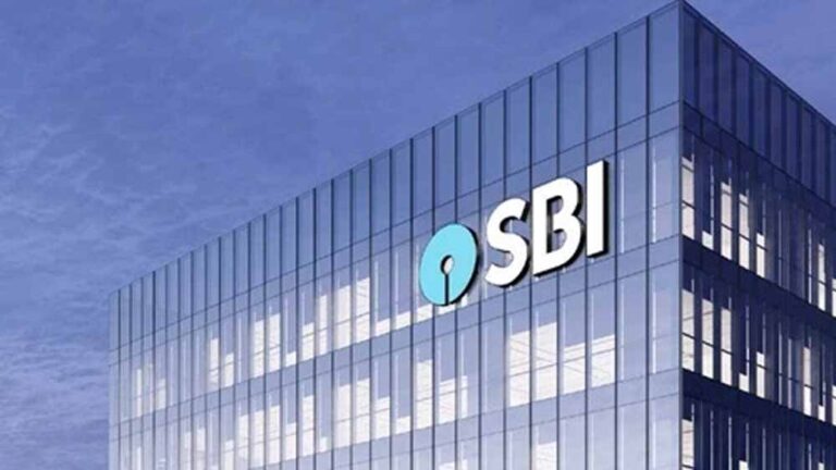 SBI कार्ड यूज़र्स के लिए चेतावनी: 1 नवंबर से नए नियम, बढ़ सकते हैं Extra चार्ज!