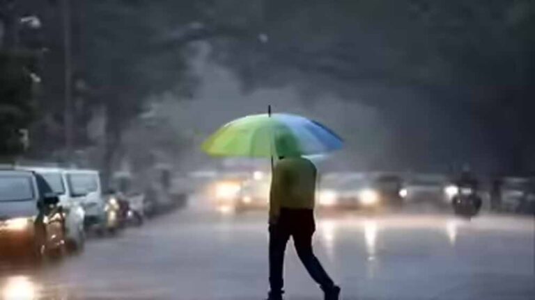 UP Weather Alert: अगले 2 दिनों में यूपी में भारी बारिश, इन राज्यों में गिर सकते हैं ओले!
