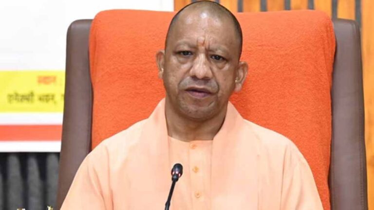 CM योगी का दावा: ब्रह्मोस अब सिर्फ भारत नहीं, दुनिया भर के मित्र देशों की सुरक्षा में सबसे भरोसेमंद हथियार