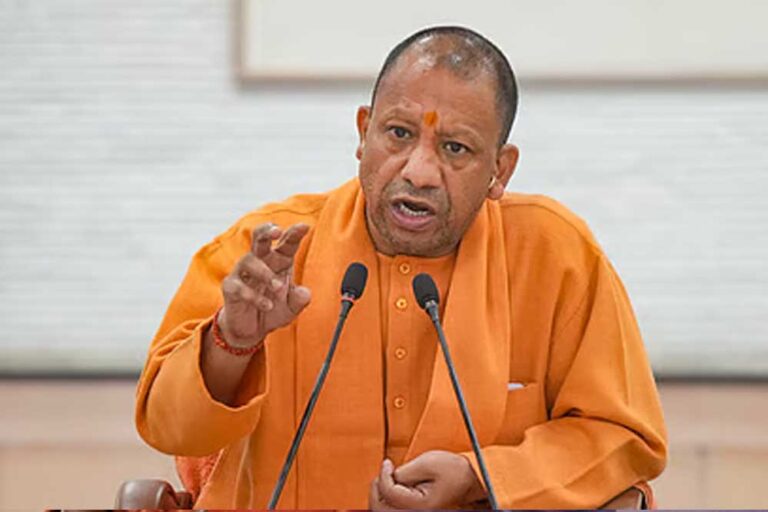 योगी सरकार की सख्ती से यूपी में सांप्रदायिक हिंसा पूरी तरह खत्म