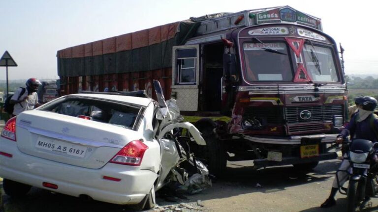 सड़क हादसे: हर साल 11.90 लाख लोगों की होती है मौत दुनियाभर में