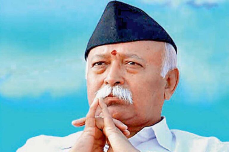 मोहन भागवत: संकटग्रस्त दुनिया समाधान के लिए भारत की ओर उम्मीद से देख रही है