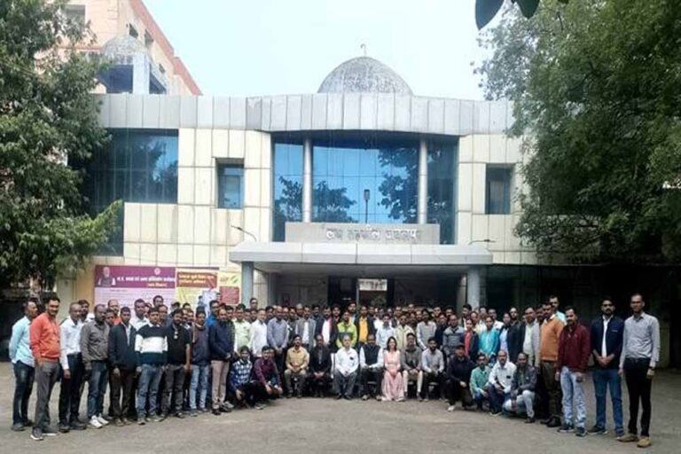 बाघ एवं वन्य प्राणियों के आंकड़े एकत्रित करने हुई प्रशिक्षण कार्यशाला