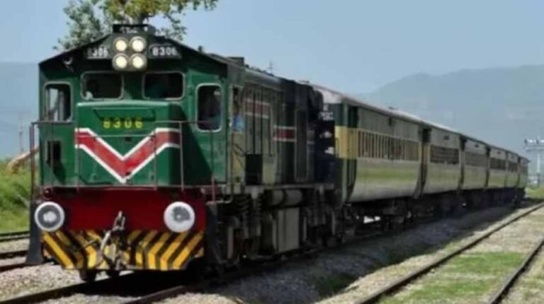 पाकिस्तान रेलवे अलर्ट: बलूचिस्तान में खुफिया इनपुट के बाद जाफर एक्सप्रेस 12 नवंबर तक बंद