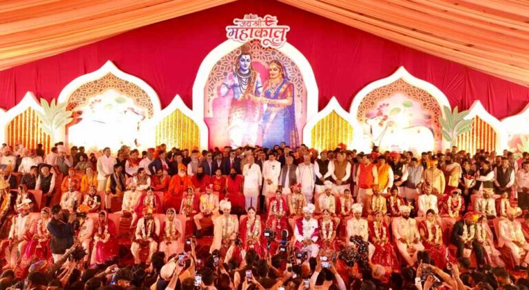 उज्जैन में सीएम मोहन यादव के बेटे का विवाह सम्पन्न, रामदेव और धीरेंद्र शास्त्री बने साक्षी