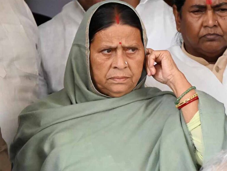 ‘राबड़ी नहीं हैं, फिर भी बंगला खाली!’ जेडीयू ने सरकारी आवासों की निगरानी की उठाई मांग