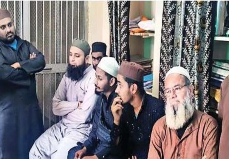 जबलपुर में मिले सात संदिग्ध जमाती, पठानी मोहल्ला छिपते हुए जा रहे थे, पुलिस ने थाने लाकर किया पूछताछ