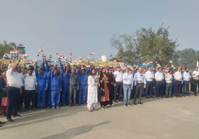 भोपाल के पास मंडीदीप में हाई टेंशन लाइन को लेकर विरोध, नहार स्पिनिंग मिल्स के खिलाफ शांतिपूर्ण प्रदर्शन