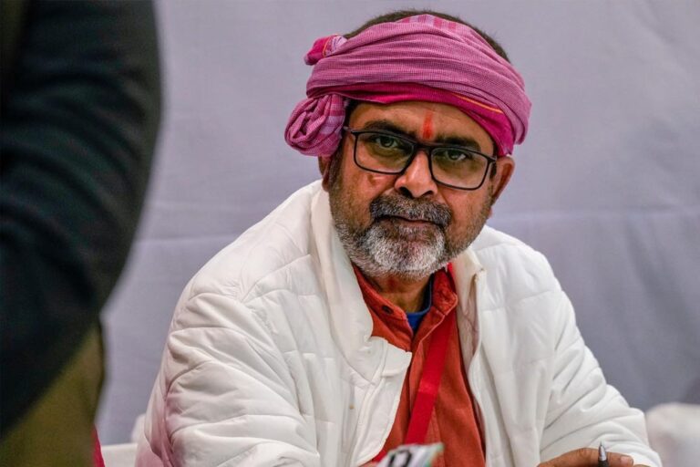 अवध ओझा ने राजनीति से संन्यास लिया, AAP को कहा अलविदा