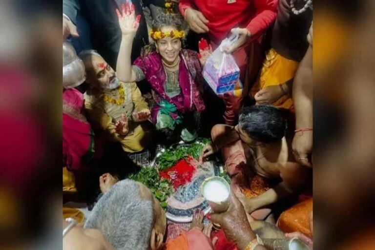 कंगना रनौत का बाबा बैद्यनाथ धाम दर्शन, बोलीं- ‘यहां आकर मिली गहरी शांति’