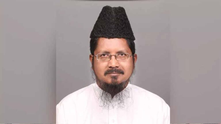 एसआईआर को मजहबी रंग न दें अखिलेश— मुसलमानों के वोट काटे जाने वाले बयान पर बोले बरेलवी मौलाना