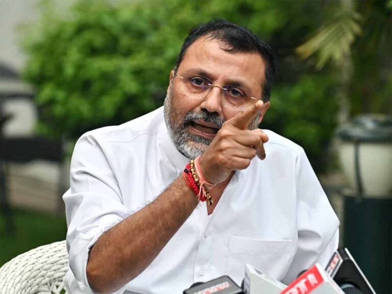 ‘वोट चोरी’ विवाद पर निशिकांत दुबे का पलटवार: बोले— कांग्रेस ही चोरों की सरदार