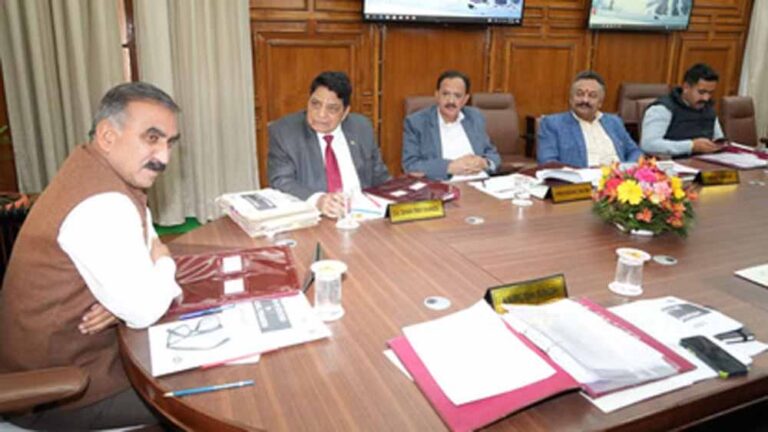 हिमाचल कैबिनेट का बड़ा फैसला, अंग्रेजी-गणित के 800 नए पद मंजूर; CBSE स्कूलों में स्पेशल एजुकेटर की नियुक्ति