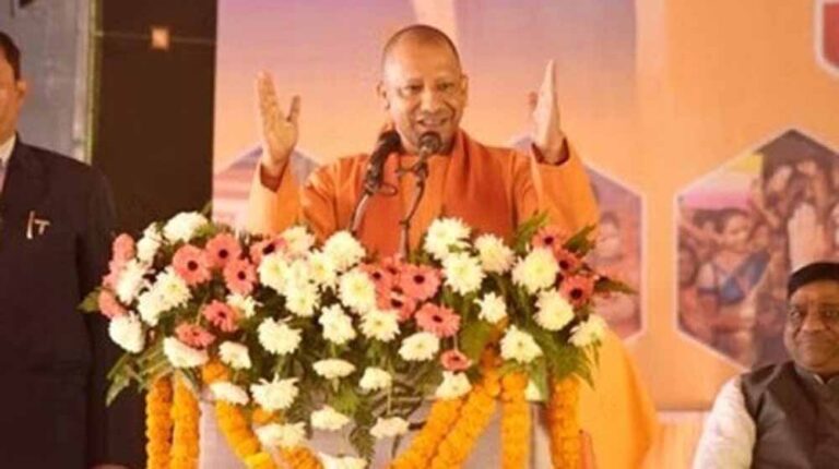 मजहबी जुनून और तुष्टिकरण ने अयोध्या को बनाया उपद्रव का केंद्र : CM योगी