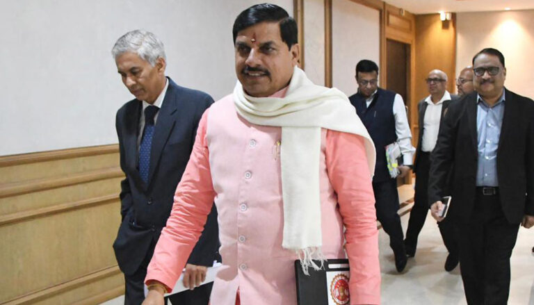 MP Cabinet में कई अहम प्रस्तावों पर मुहर, सीएम ने किसे दी बड़ी सौगात?