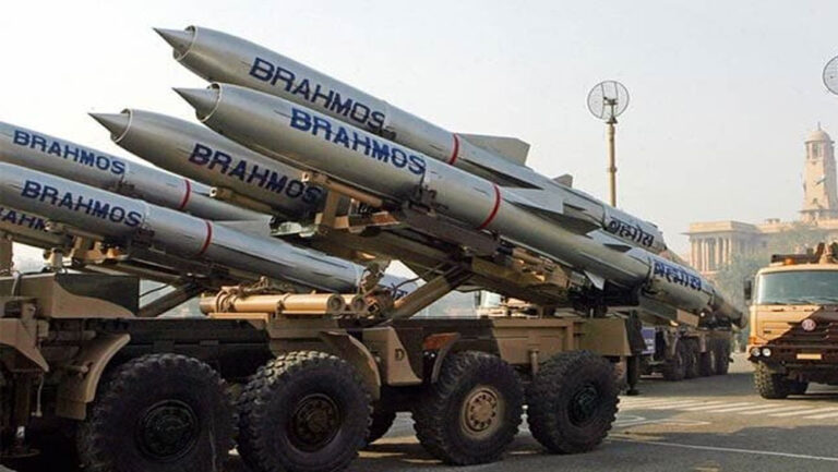 भारत से ब्रह्मोस की डील, पाकिस्तान से JF-17: इंडोनेशिया का पैंतरा क्या है? मुस्लिम देशों में बढ़ी डिमांड