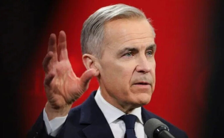 ग्रीनलैंड के बाद क्या कनाडा भी बनेगा ट्रंप के निशाने पर? पीएम मार्क कार्नी ने शुरू की तैयारियां