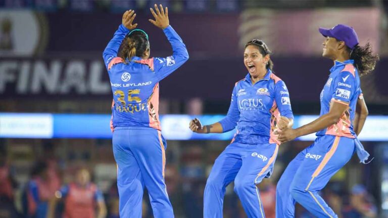 दिल्ली ने आरसीबी को 7 विकेट से हराया, अंक तालिका में बड़ा उलटफेर